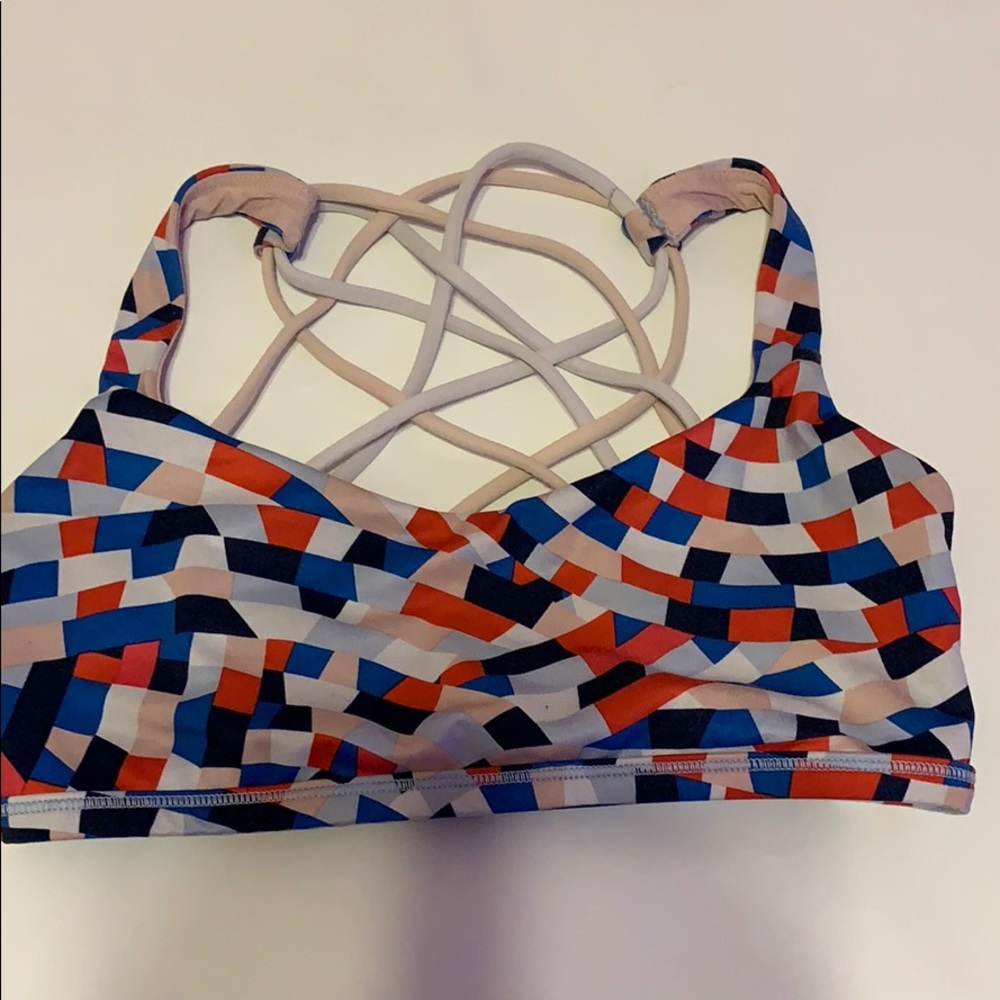 lululemon sports bra